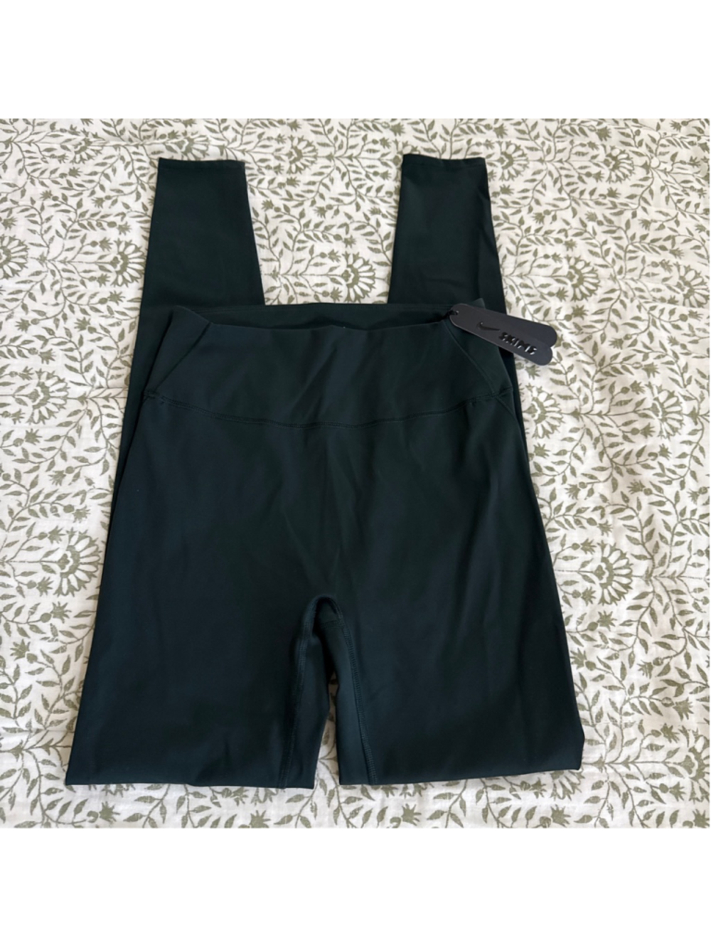 Nike SKIMS Dark Teal Matte Leggings S